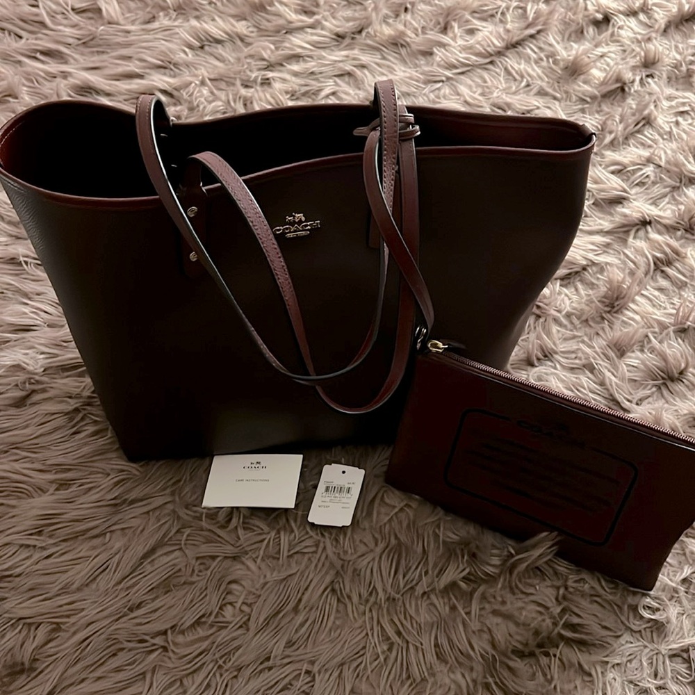 Coach City Tote NWT